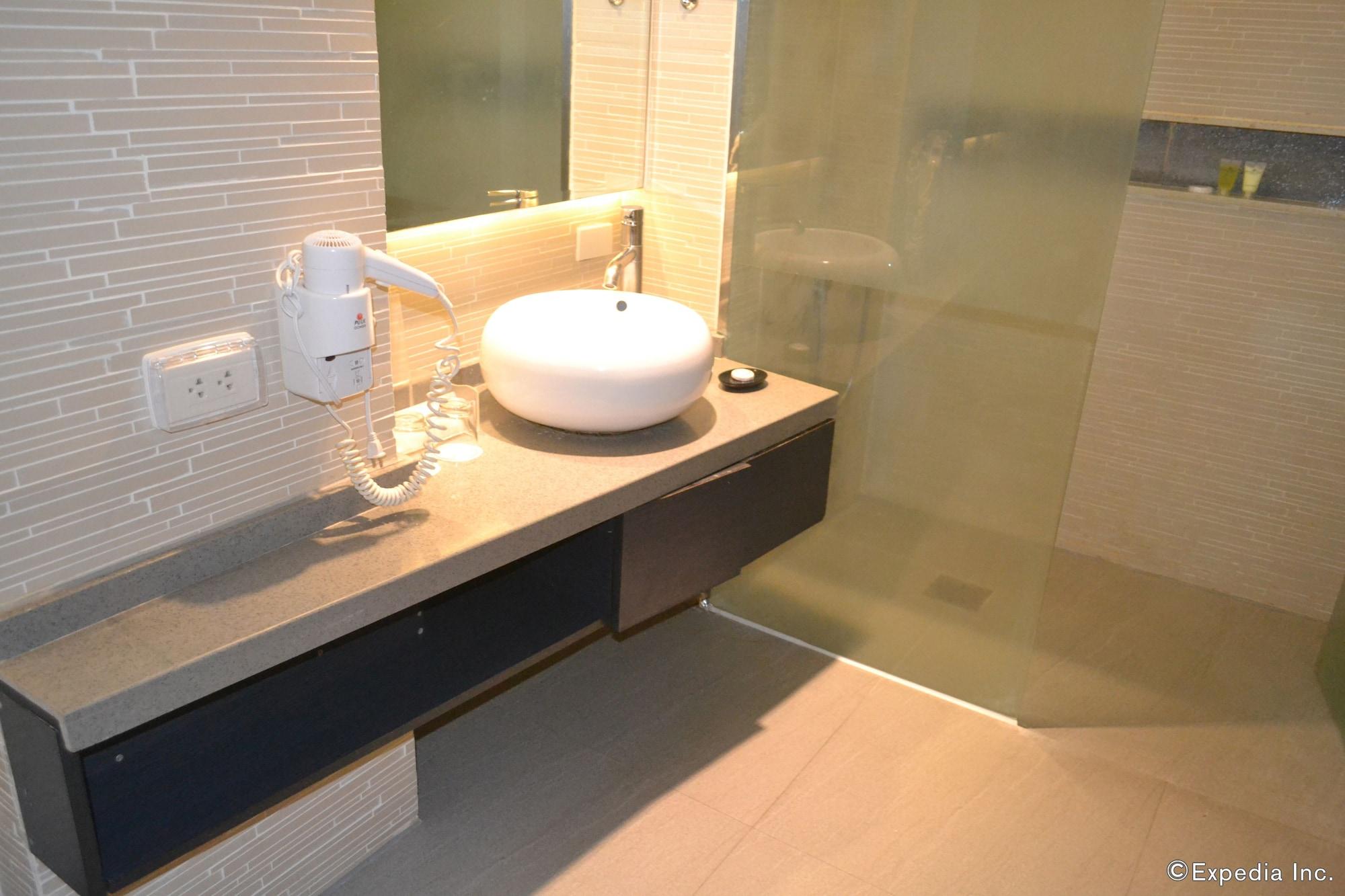 Greenleaf Hotel Gensan General Santos City Dış mekan fotoğraf