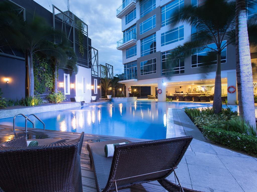 Greenleaf Hotel Gensan General Santos City Dış mekan fotoğraf